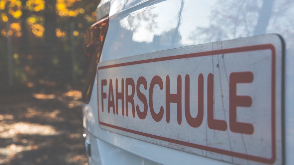 Wie viele Fehler darf man bei der Theorieprüfung haben? Lösung 2023